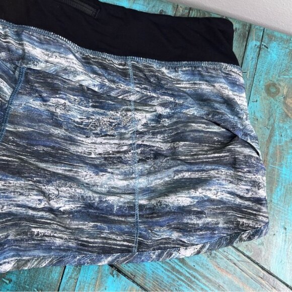 Lululemon Speed Short (4-way Stretch 2.5 ) Aerial Drift Multi Black Size 10 - Picture 8 of 15